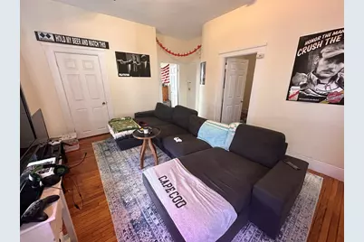 543 Broadway #1, Somerville, MA 02145 - Photo 3