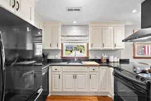 37 Angelo St, Worcester, MA 01604 - Photo 19