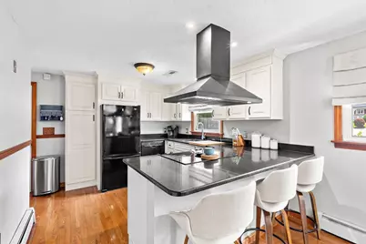 37 Angelo St, Worcester, MA 01604 - Photo 17
