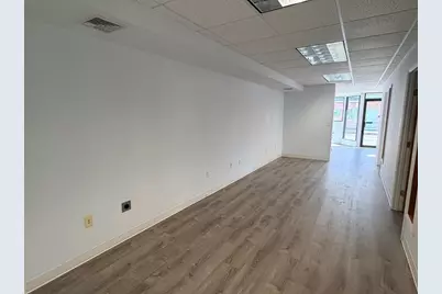 323 Main St, Milford, MA 01757 - Photo 11