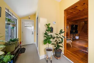 31 Braeburn Rd, Boston, MA 02136 - Photo 9