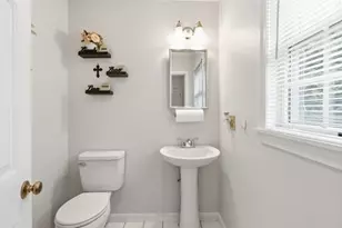 39 Venture Dr, Springfield, MA 01119 - Photo 13