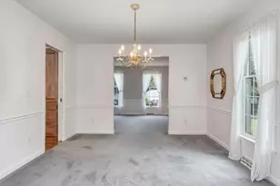 39 Venture Dr, Springfield, MA 01119 - Photo 21
