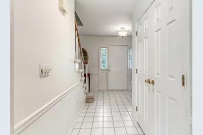 39 Venture Dr, Springfield, MA 01119 - Photo 7