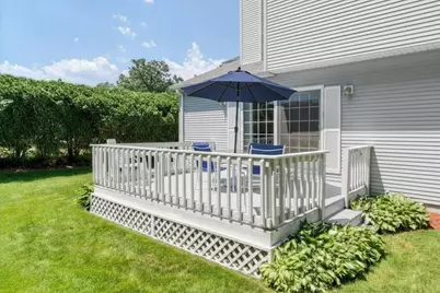 39 Venture Dr, Springfield, MA 01119 - Photo 3