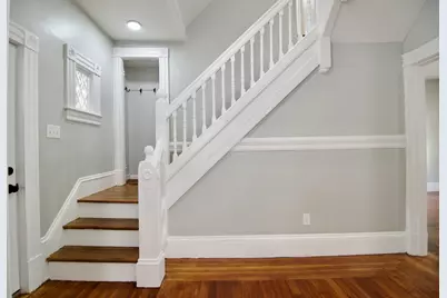 43 Princeton St, Springfield, MA 01109 - Photo 5