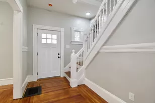 43 Princeton St, Springfield, MA 01109 - Photo 3