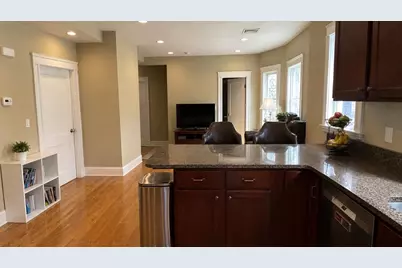 113-115 Hillsdale Rd #2, Somerville, MA 02144 - Photo 3
