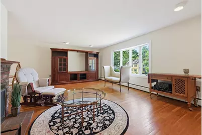 37 Park St, Wilmington, MA 01887 - Photo 5
