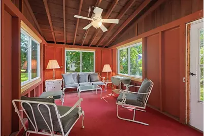 37 Park St, Wilmington, MA 01887 - Photo 9