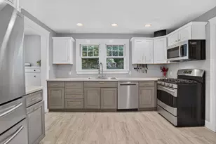 158 Haverhill St, North Reading, MA 01864 - Photo 3