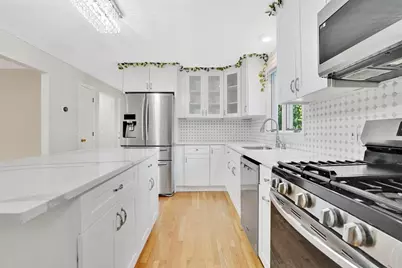 990 Frank Smith Rd, Longmeadow, MA 01106 - Photo 5