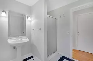 990 Frank Smith Rd, Longmeadow, MA 01106 - Photo 17