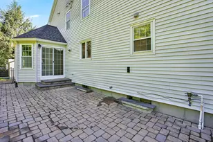 990 Frank Smith Rd, Longmeadow, MA 01106 - Photo 35
