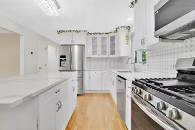 990 Frank Smith Rd, Longmeadow, MA 01106 - Photo 5