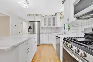 990 Frank Smith Rd, Longmeadow, MA 01106 - Photo 5
