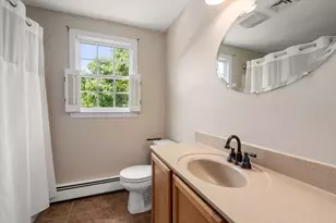 132 Tipperary Dr, Northbridge, MA 01588 - Photo 13