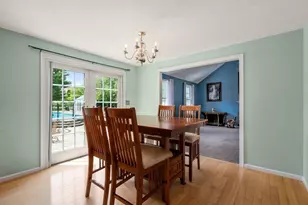 132 Tipperary Dr, Northbridge, MA 01588 - Photo 5
