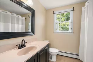 132 Tipperary Dr, Northbridge, MA 01588 - Photo 15