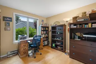 21 Hillside Dr, Wayland, MA 01778 - Photo 15