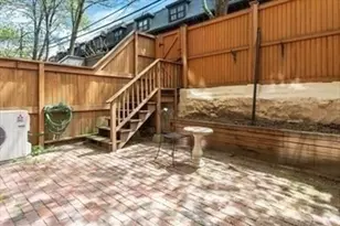 70 Chandler St, Boston, MA 02116 - Photo 9