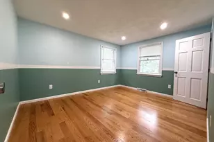 13 Westwood St, Burlington, MA 01803 - Photo 21