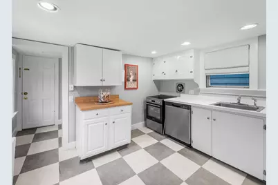 12 Darling Street #2, Marblehead, MA 01945 - Photo 13