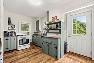191 Bay Rd, Hamilton, MA 01982 - Photo 3