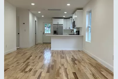 437-439 Chicopee Street, Chicopee, MA 01013 - Photo 9