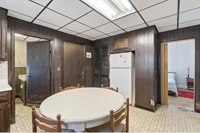207 Middlesex St, North Andover, MA 01845 - Photo 23