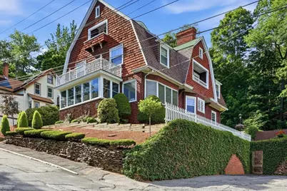 11 Weymouth St, Fitchburg, MA 01420 - Photo 7