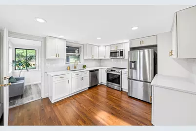 268 Lexington St, Woburn, MA 01801 - Photo 7
