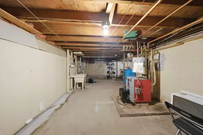 494 Laurel St, Manchester, NH 03103 - Photo 39