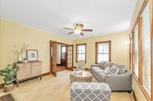 53 Thompson St, Boston, MA 02136 - Photo 11