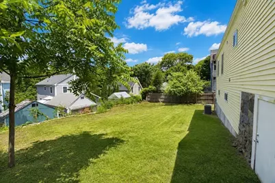 53 Thompson St, Boston, MA 02136 - Photo 29