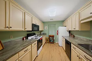 90 Sea St, Weymouth, MA 02191 - Photo 7
