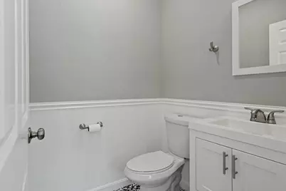 492 Hamilton St, Worcester, MA 01604 - Photo 13