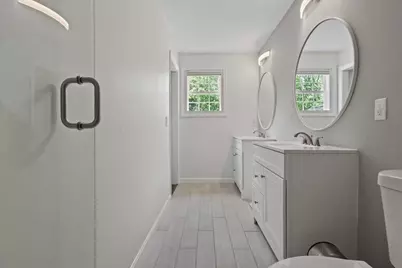 492 Hamilton St, Worcester, MA 01604 - Photo 25