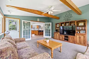 55 Priest St, Hudson, MA 01749 - Photo 9