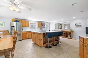 55 Priest St, Hudson, MA 01749 - Photo 3