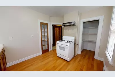 33 Bellingham St #2, Chelsea, MA 02150 - Photo 3