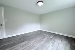 8 Myles Standish Dr, Haverhill, MA 01835 - Photo 13