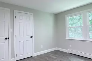 8 Myles Standish Dr, Haverhill, MA 01835 - Photo 11