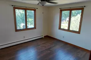 284 Washington St, Taunton, MA 02780 - Photo 5