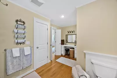 146 James Cir, Mashpee, MA 02649 - Photo 19