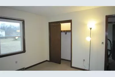 10 Gary Place, Agawam, MA 01030 - Photo 5