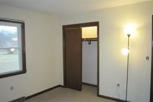 10 Gary Pl, Agawam, MA 01030 - Photo 5