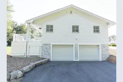 6 Strathmore Rd, Dartmouth, MA 02747 - Photo 3