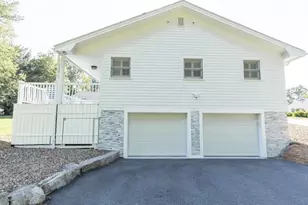 6 Strathmore Rd, Dartmouth, MA 02747 - Photo 3