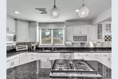 6 Strathmore Rd, Dartmouth, MA 02747 - Photo 23